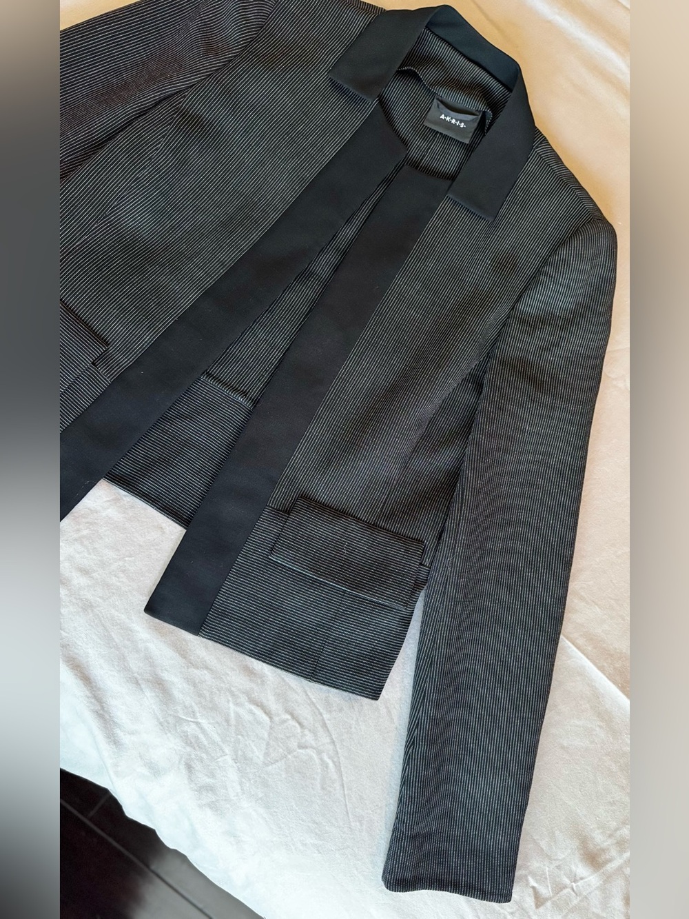 AKRIS Tailored Wool Blend Jacket Black Textured Pinstripe Notch-Collar Blazer - Picture 7 of 16